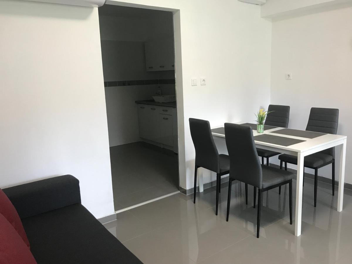 Tisza Gyongye Apartmanhaz Apartment Szeged Exterior photo