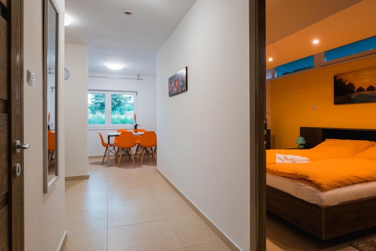 Tisza Gyongye Apartmanhaz Apartment Szeged Exterior photo